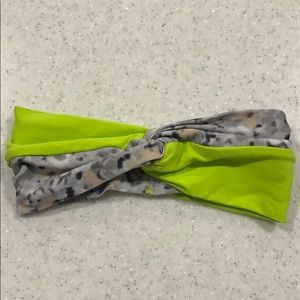 Lululemon twisted headband green grey pattern